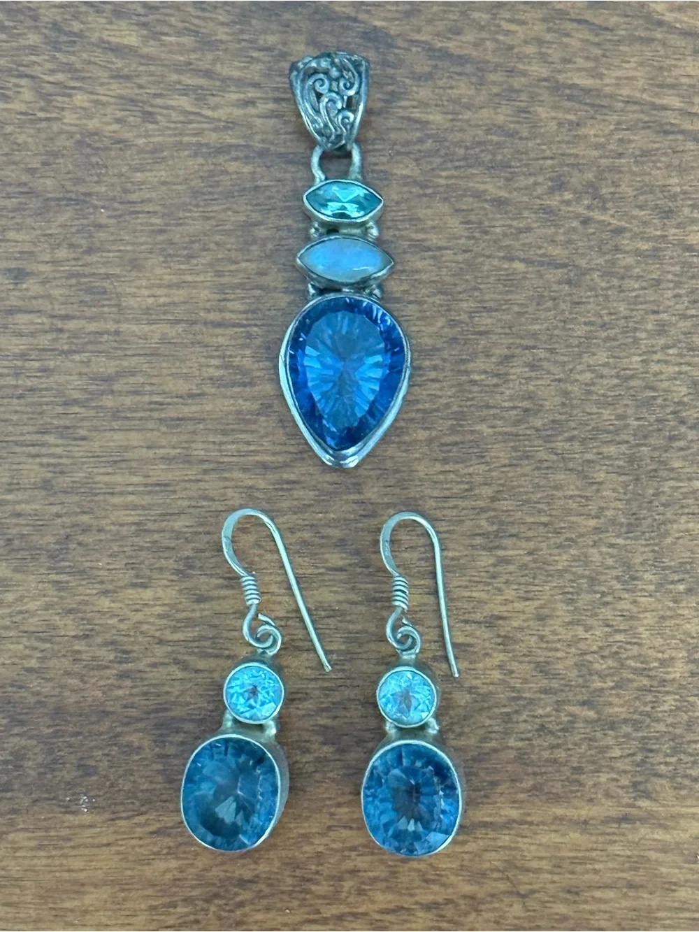 Blue Teardrop & Oval Gemstone Pendant and Earrings Set
